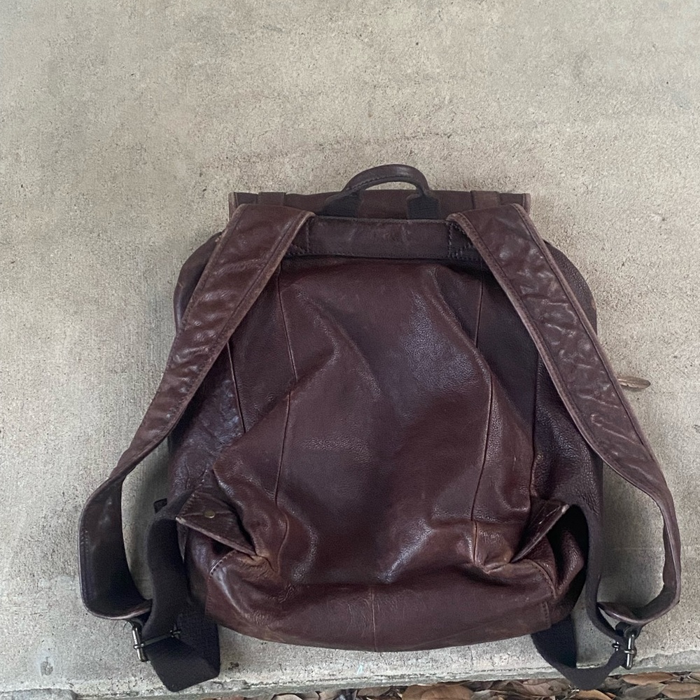 Fossil Brown Backpack with Vintage Leather Finish